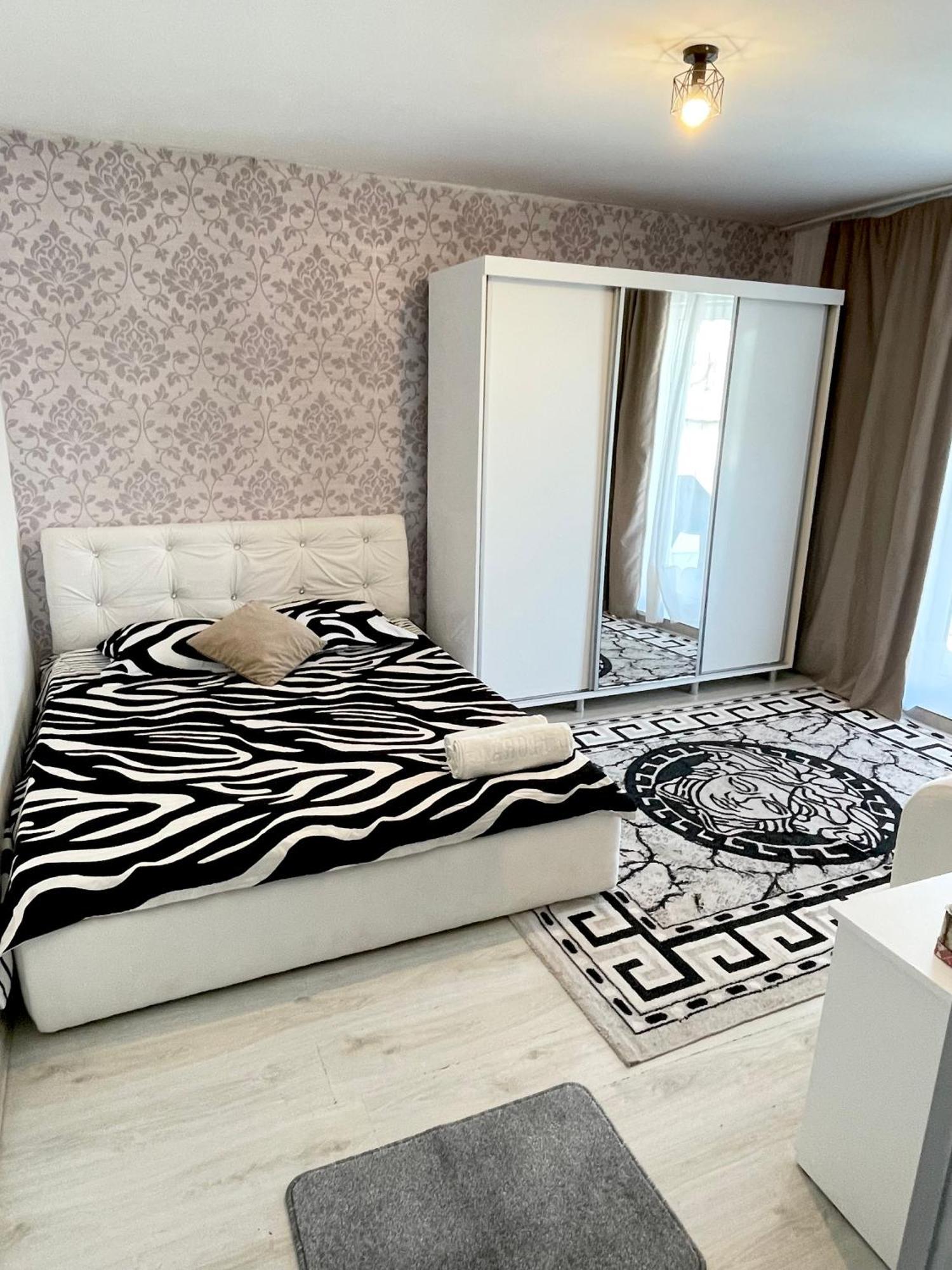 Vila Cris Apartments Navodari Luaran gambar
