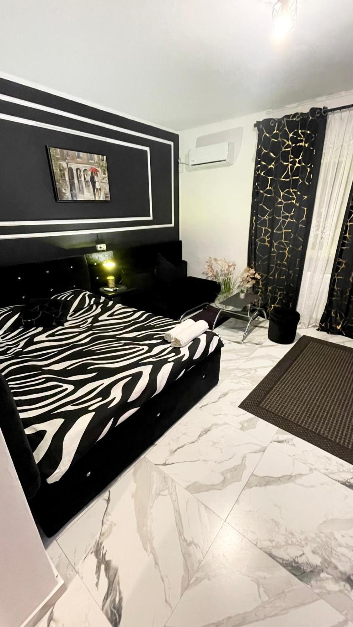 Vila Cris Apartments Navodari Luaran gambar